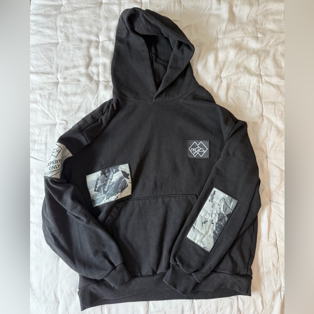 EXPERTS ONLY BLACK DIAMOND PATCH HOODIE